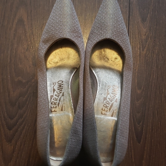 Vintage Salvatore Ferragamo Florence Shoes - Picture 6 of 12